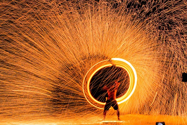 camera shake while recording a long-exhibition fire, resulting in bubbling images